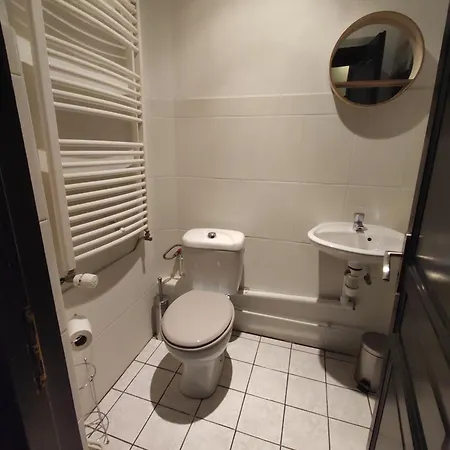 3 Rose Des Sables Penzion *