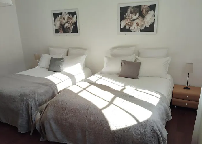 3 Rose Des Sables * 티옹빌